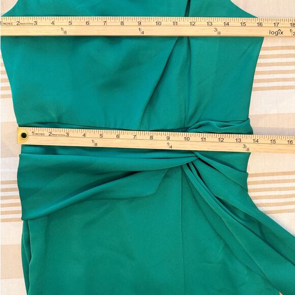 BCBGMAXAZRIA NWT ($348) | Emerald Green Sleeveless Maxi Formal Gown Dress | sz 4 - Picture 6 of 12